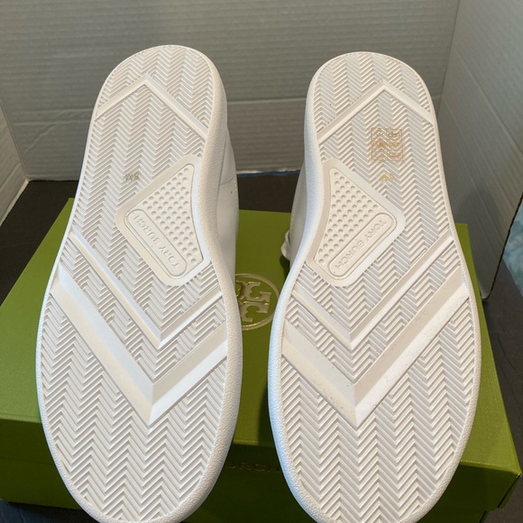 Tory Burch Howell court sneakers - NIB. Includes dustbag! - Picture 12 of 13